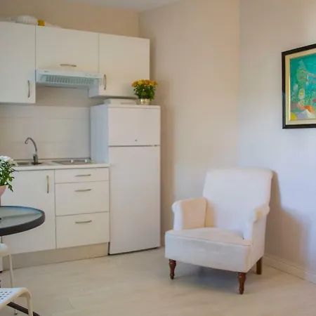 Apartamento Entrepinares Málaga